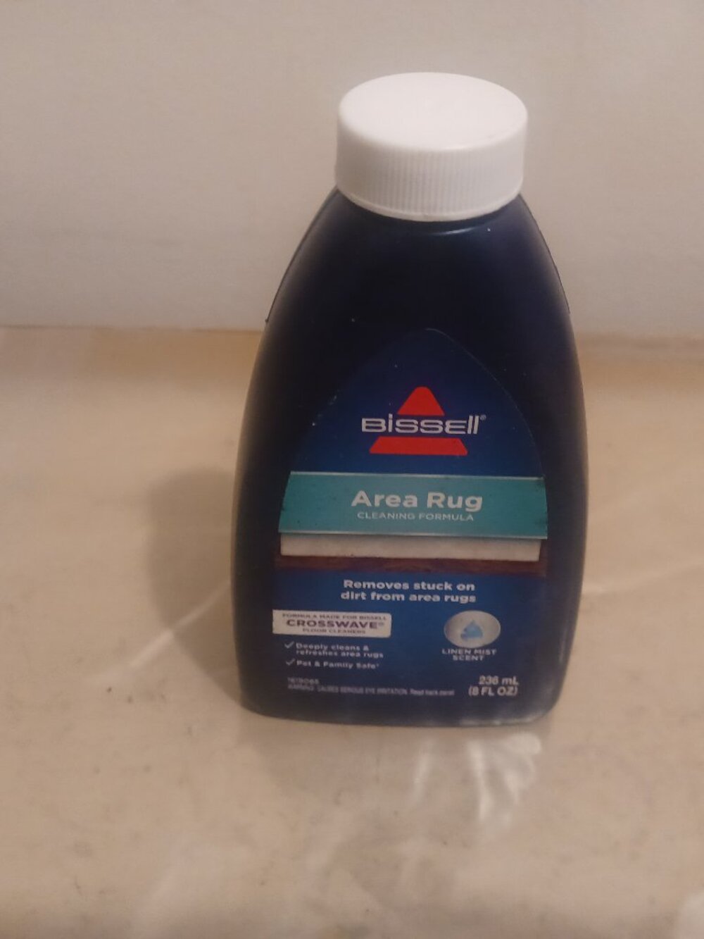 Bissell 8 oz Area Rug Formula, Linen Mist Pet & Family Safe NEW & Sealed